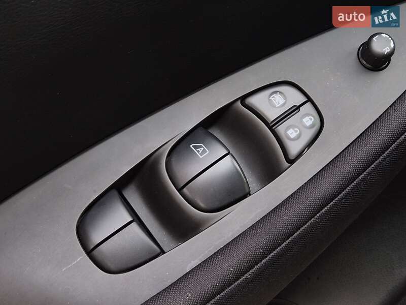 Хетчбек Nissan Leaf 2022 в Бердичеві