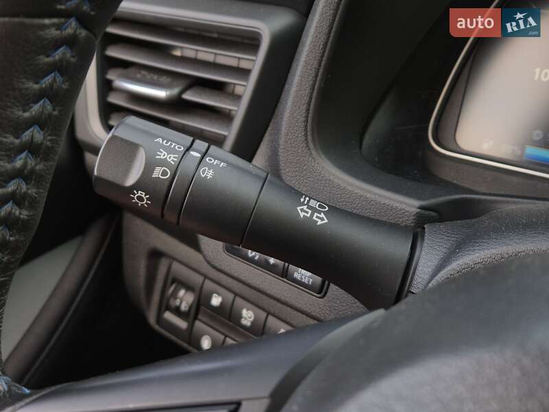 Хетчбек Nissan Leaf 2022 в Бердичеві