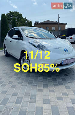Хэтчбек Nissan Leaf 2014 в Кропивницком