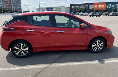 Хетчбек Nissan Leaf 2019 в Києві