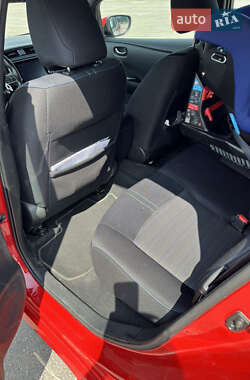 Хетчбек Nissan Leaf 2019 в Києві