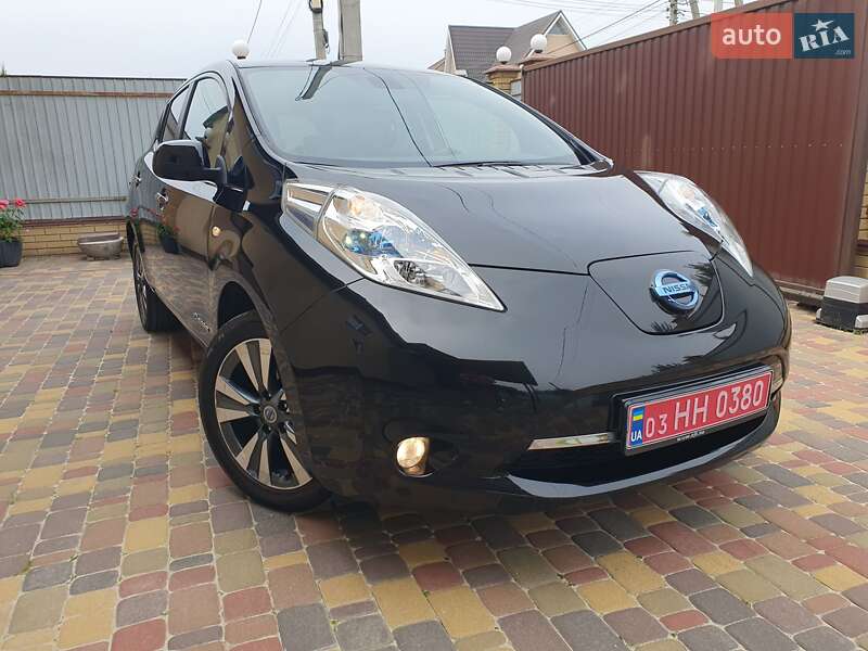 Хетчбек Nissan Leaf 2013 в Горі