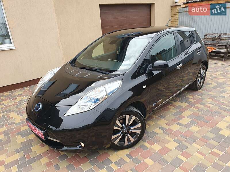 Хетчбек Nissan Leaf 2013 в Горі