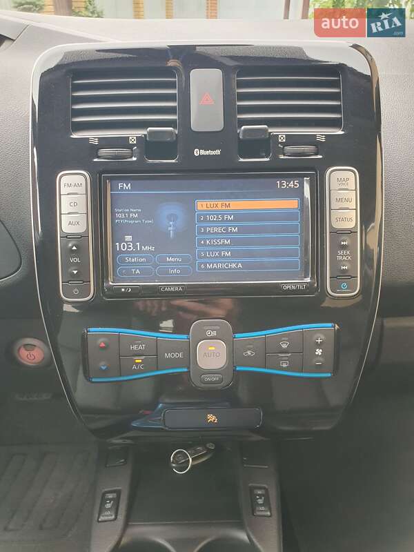 Хетчбек Nissan Leaf 2013 в Горі