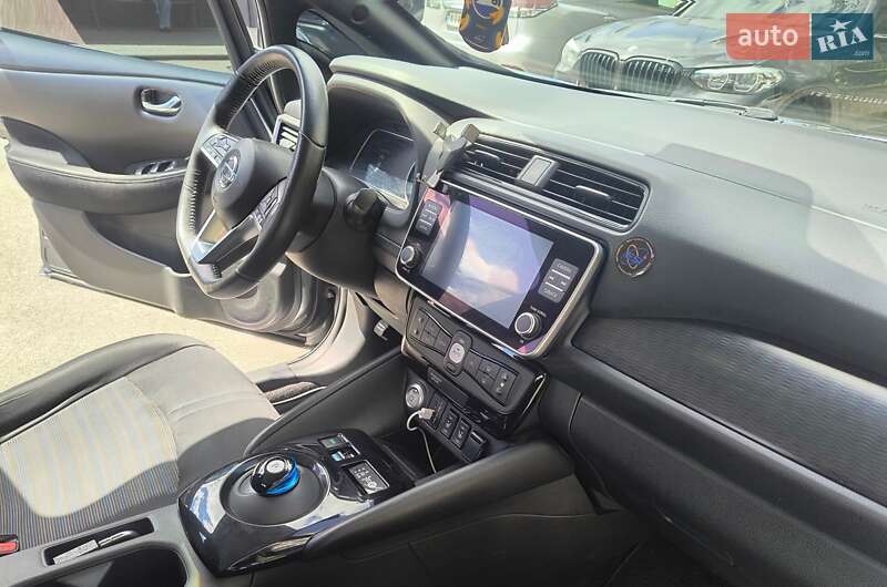 Хэтчбек Nissan Leaf 2021 в Белой Церкви