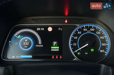 Хэтчбек Nissan Leaf 2020 в 