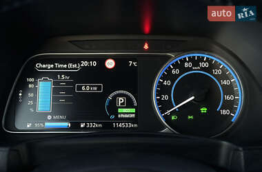 Хэтчбек Nissan Leaf 2020 в 
