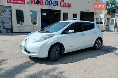 Хэтчбек Nissan Leaf 2013 в Кривом Роге