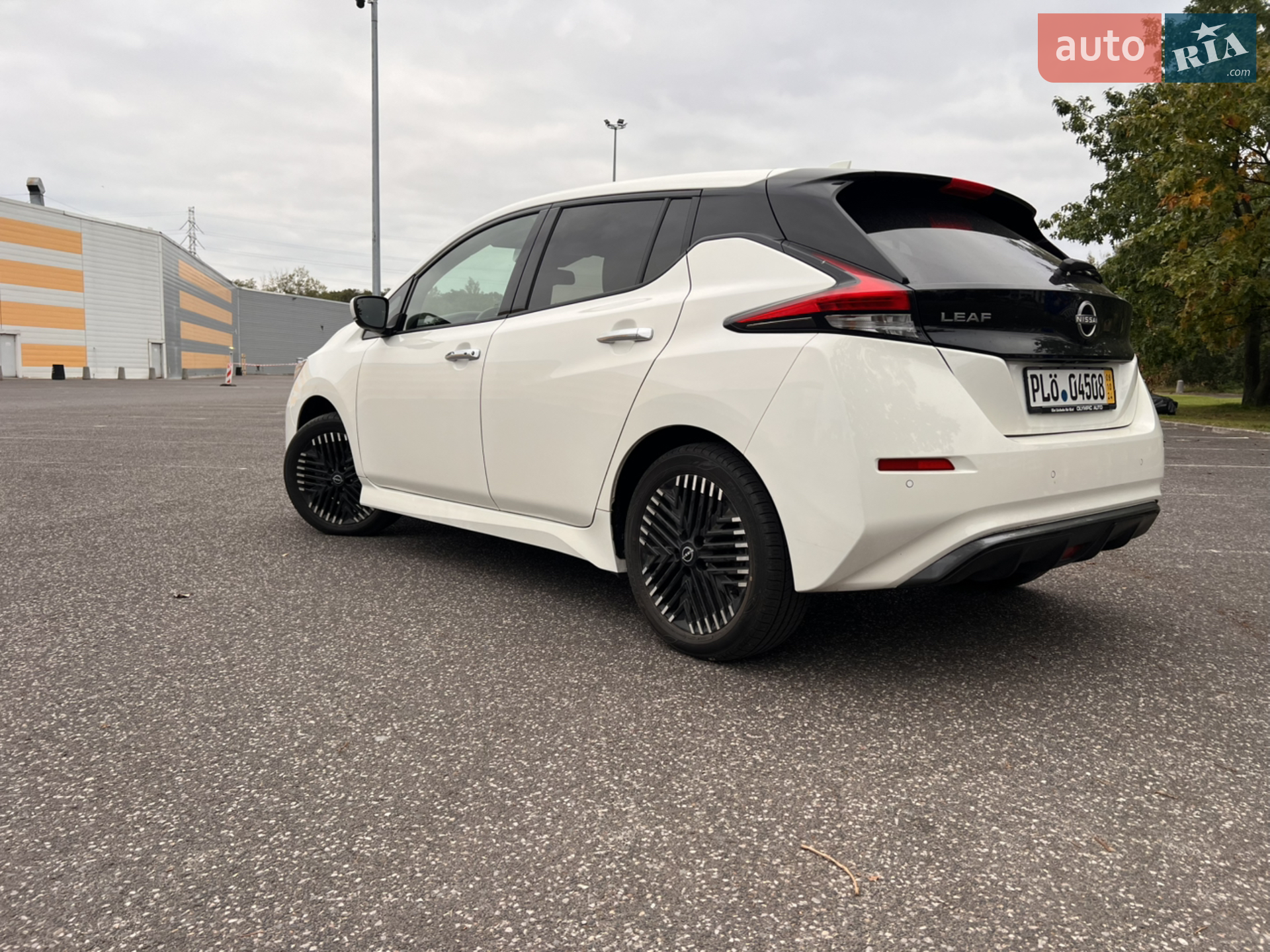 2022 Nissan Leaf - мініатюра 5