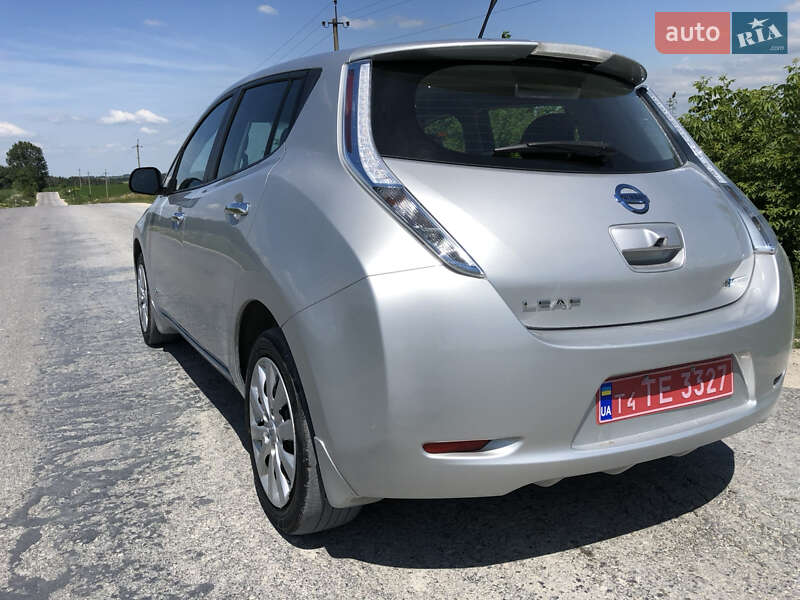 Хэтчбек Nissan Leaf 2013 в Тернополе