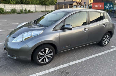 Хэтчбек Nissan Leaf 2015 в Виннице