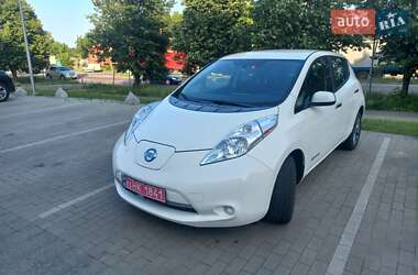 Хэтчбек Nissan Leaf 2014 в Ровно