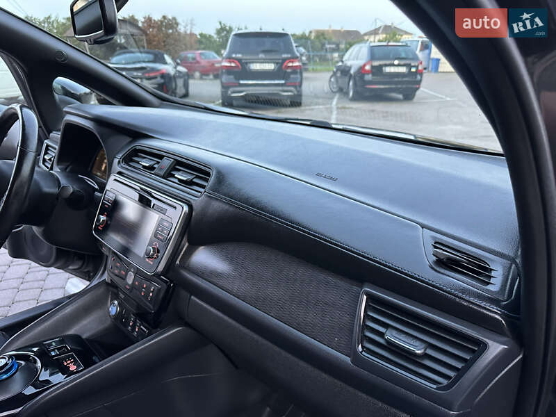 Хэтчбек Nissan Leaf 2018 в Черновцах фото 21 Хэтчбек Nissan Leaf 2018 в Черновцах