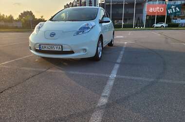 Хэтчбек Nissan Leaf 2012 в Киеве