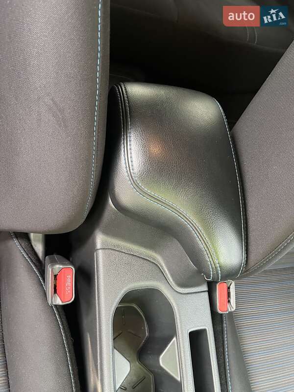 Хэтчбек Nissan Leaf 2018 в Умани