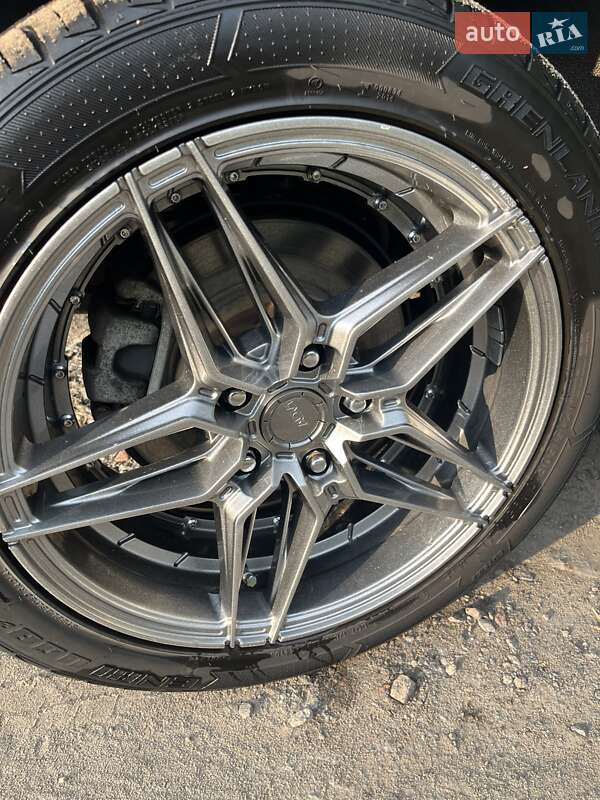 Хэтчбек Nissan Leaf 2018 в Умани