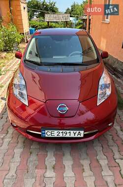 Хэтчбек Nissan Leaf 2012 в Черновцах