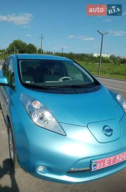 Хетчбек Nissan Leaf 2015 в Рівному