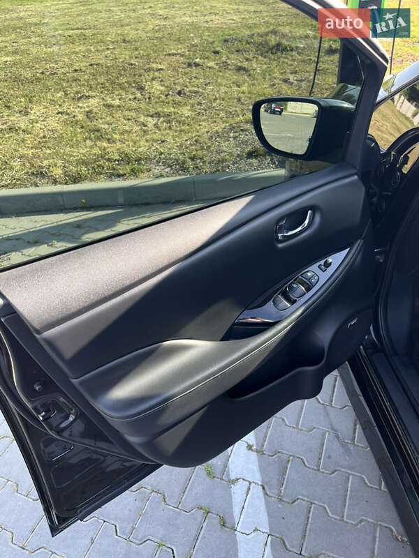 Хэтчбек Nissan Leaf 2018 в Виннице фото 7 Хэтчбек Nissan Leaf 2018 в Виннице