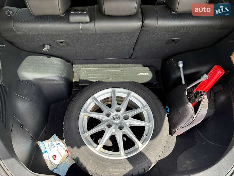 Хэтчбек Nissan Leaf 2016 в Житомире