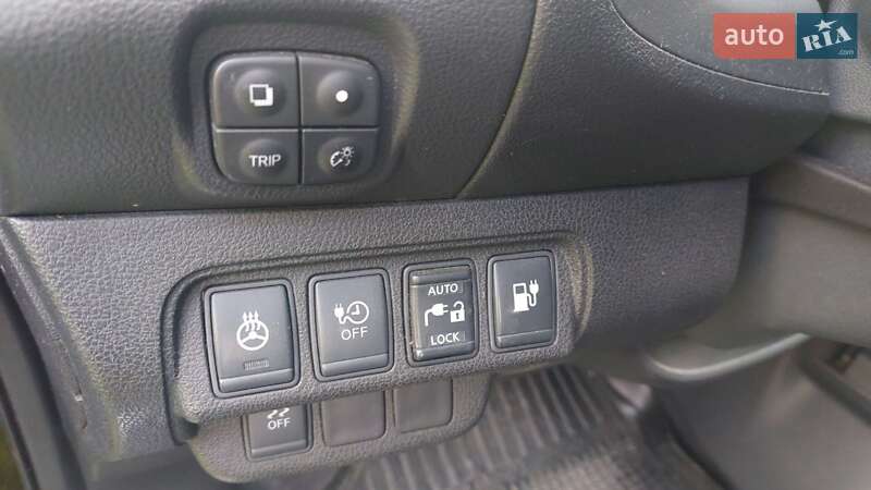 Хетчбек Nissan Leaf 2015 в Житомирі фото 13 Хетчбек Nissan Leaf 2015 в Житомирі