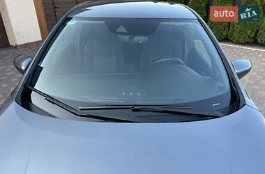 Хетчбек Nissan Leaf 2020 в 