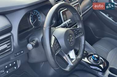 Хетчбек Nissan Leaf 2020 в 