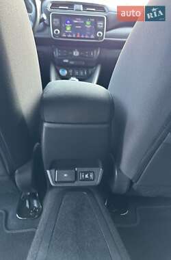 Хетчбек Nissan Leaf 2020 в 