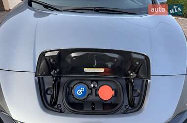 Хетчбек Nissan Leaf 2020 в 