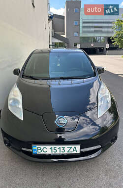 Хэтчбек Nissan Leaf 2013 в Львове
