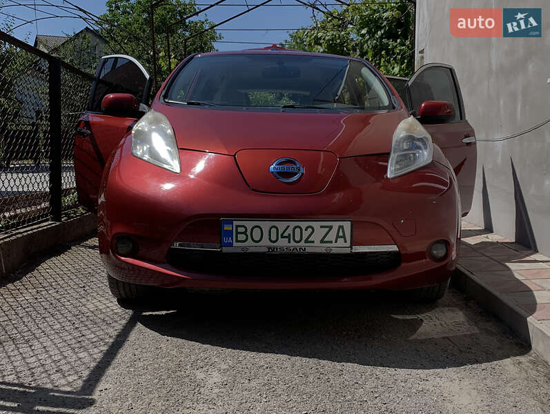 Nissan Leaf 2011