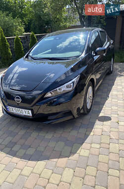 Хэтчбек Nissan Leaf 2022 в Хмельницком