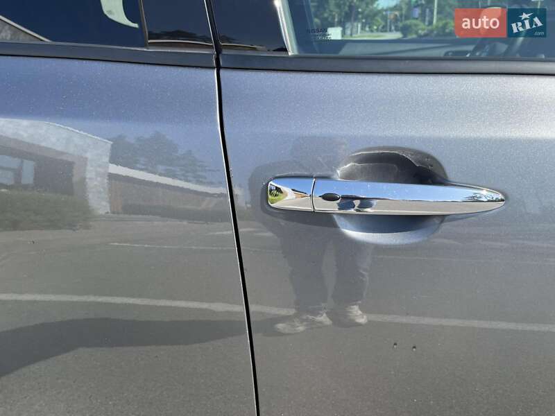 Хетчбек Nissan Leaf 2018 в Києві