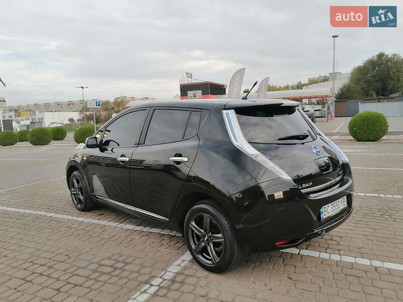 Хетчбек Nissan Leaf 2013 в Львові
