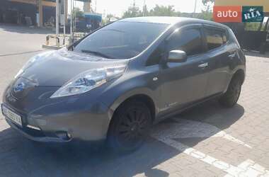 Хэтчбек Nissan Leaf 2014 в Днепре