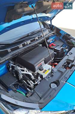 Хетчбек Nissan Leaf 2021 в 