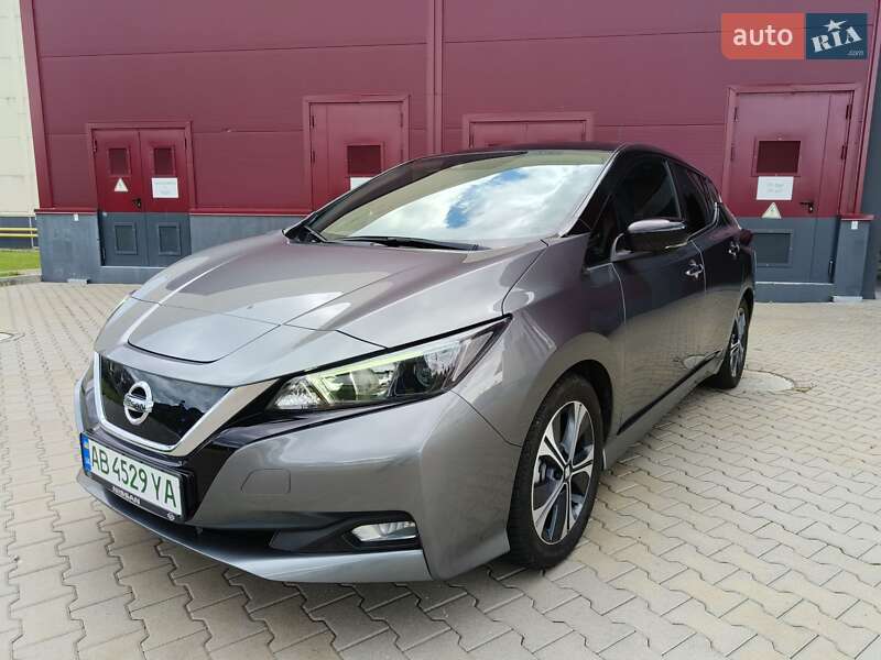 Nissan Leaf 2021