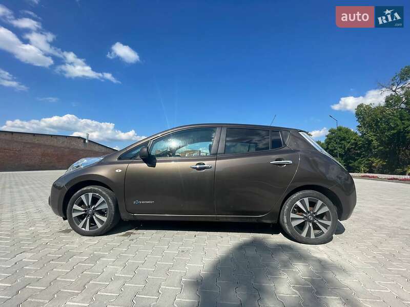 Хетчбек Nissan Leaf 2016 в Бережанах фото 15 Хетчбек Nissan Leaf 2016 в Бережанах