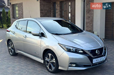 Хэтчбек Nissan Leaf 2018 в Черновцах