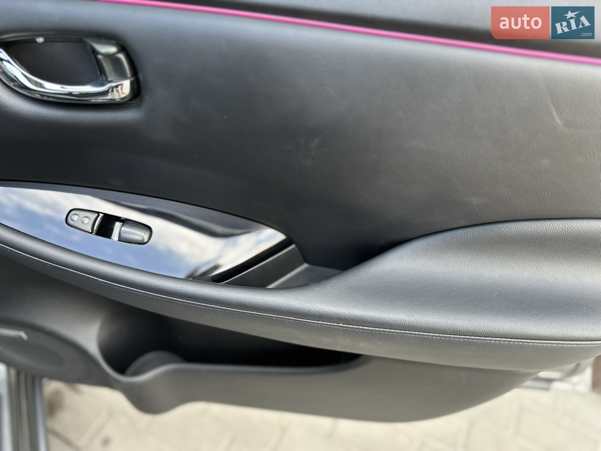 2014 Nissan Leaf - мініатюра 10