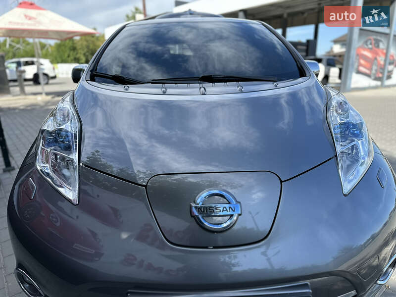 Хэтчбек Nissan Leaf 2014 в Каменец-Подольском