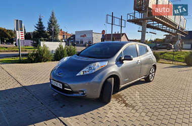 Хэтчбек Nissan Leaf 2017 в Мукачево