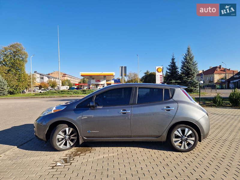 Хэтчбек Nissan Leaf 2017 в Мукачево