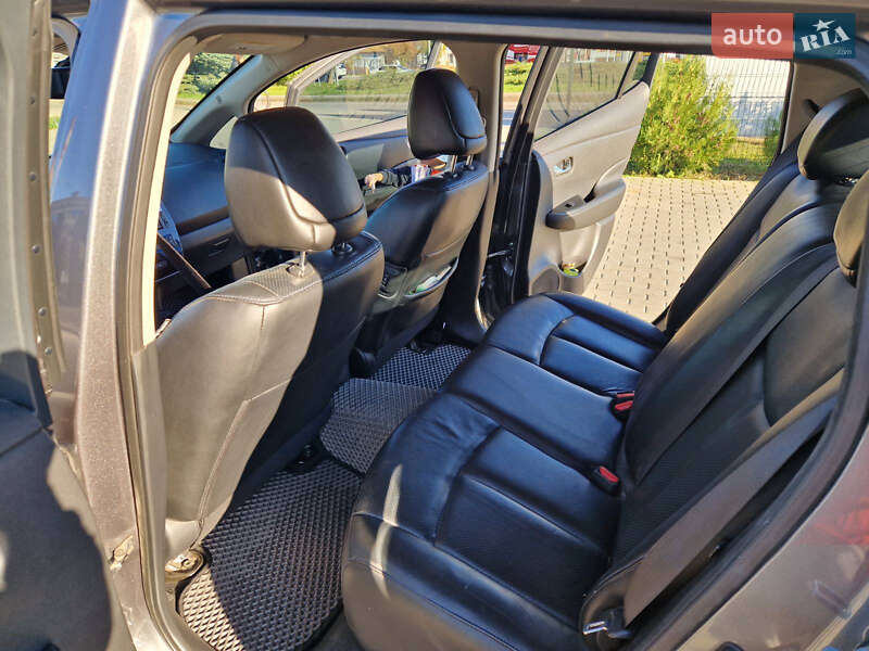 Хэтчбек Nissan Leaf 2017 в Мукачево