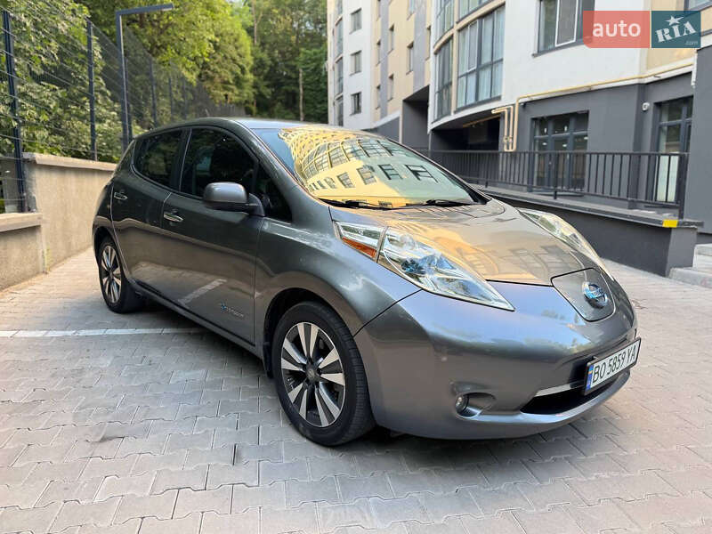 Хэтчбек Nissan Leaf 2014 в Тернополе