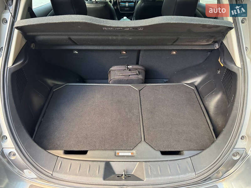 Хэтчбек Nissan Leaf 2014 в Тернополе