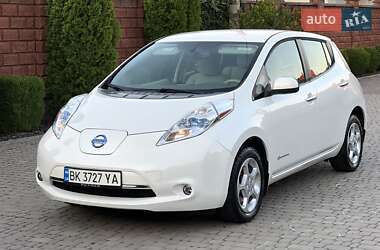 Хэтчбек Nissan Leaf 2013 в Ровно