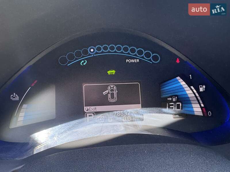 Хетчбек Nissan Leaf 2016 в Дніпрі