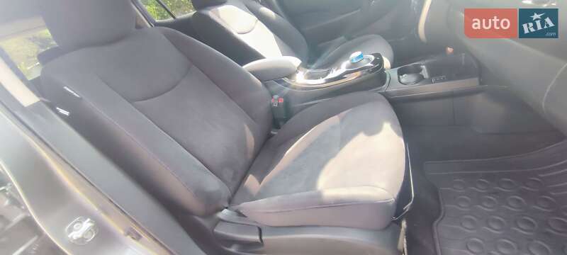 Хэтчбек Nissan Leaf 2013 в Харькове