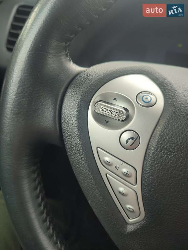 Хэтчбек Nissan Leaf 2013 в Харькове